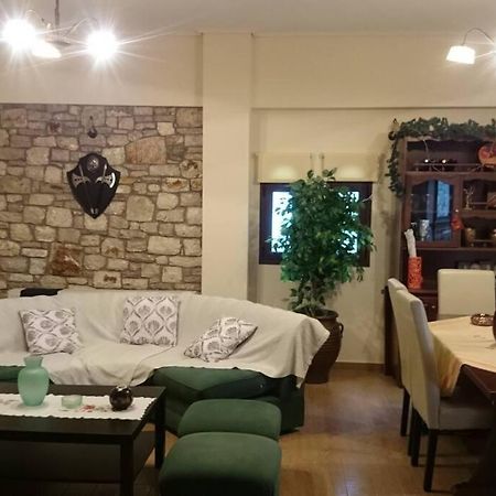 Villa Ria كالافريتا المظهر الخارجي الصورة